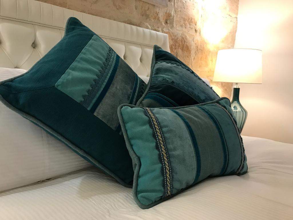 Julesy'S Bnb Cospicua Bagian luar foto
