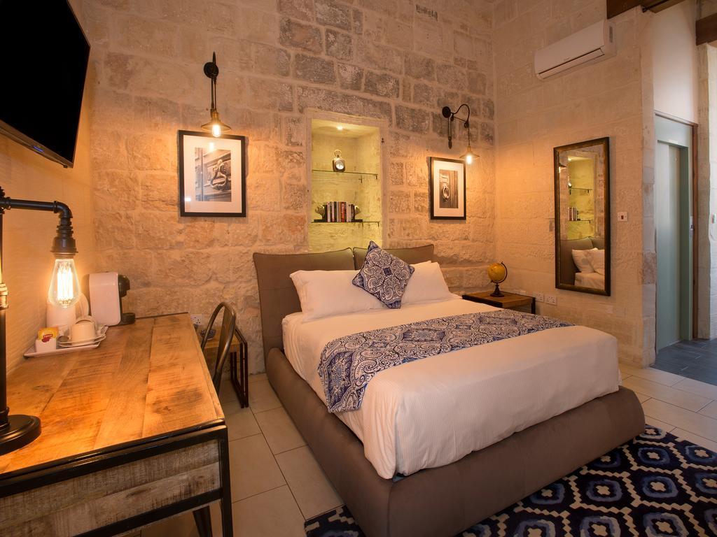 Julesy'S Bnb Cospicua Bagian luar foto