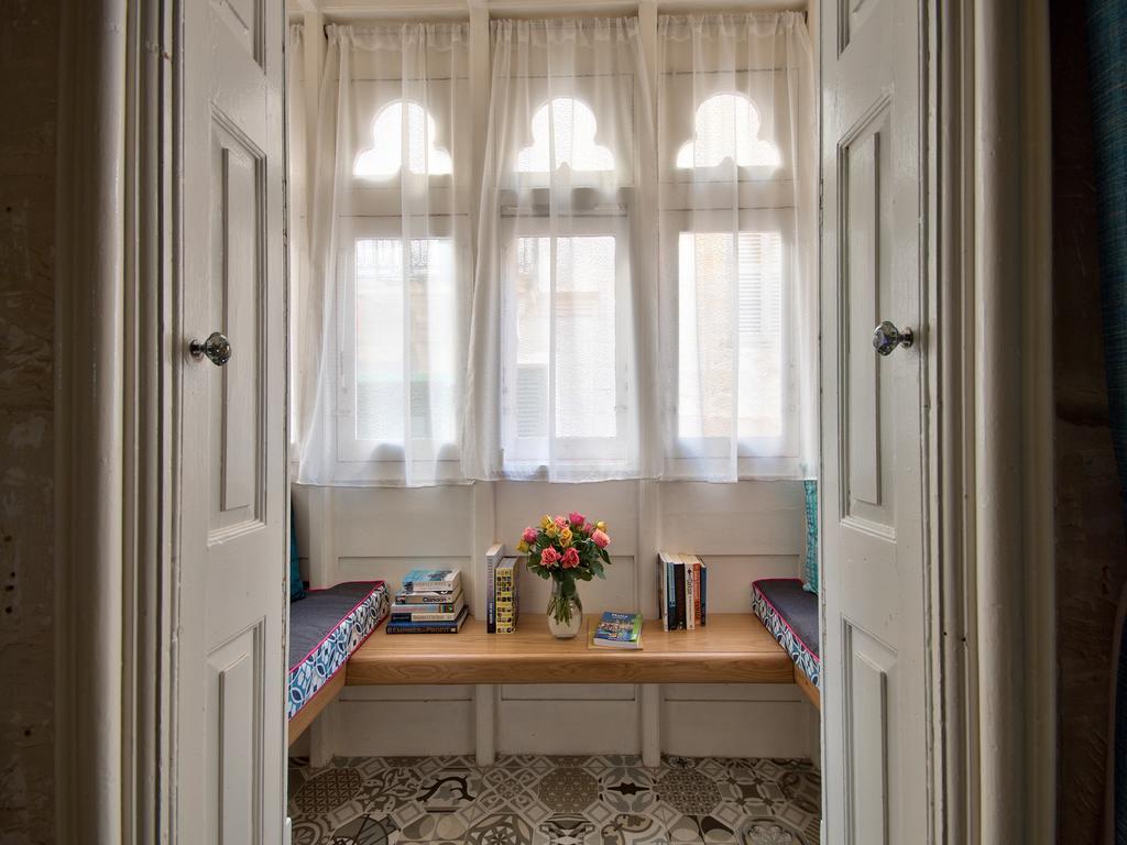 Julesy'S Bnb Cospicua Bagian luar foto