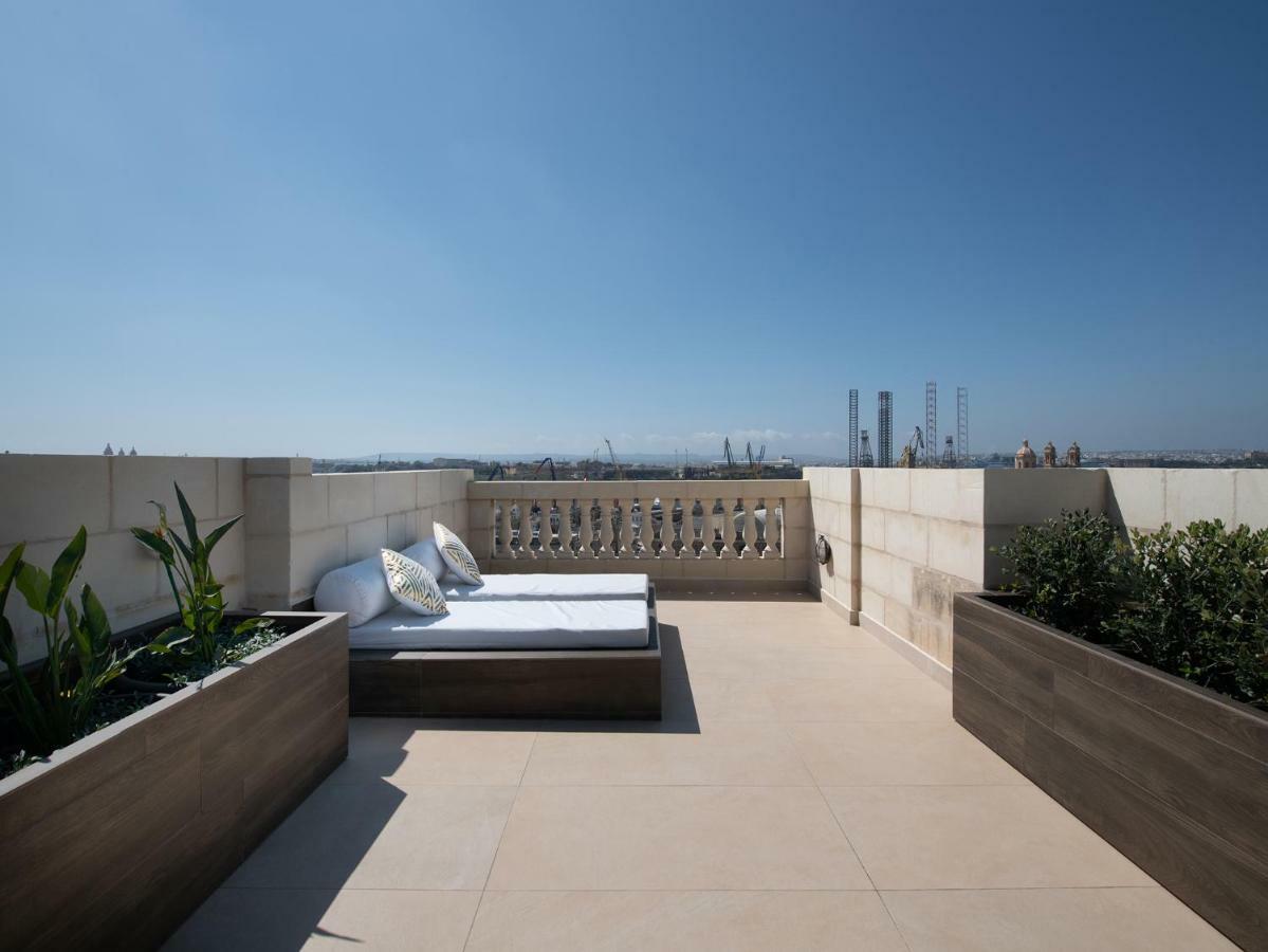 Julesy'S Bnb Cospicua Bagian luar foto