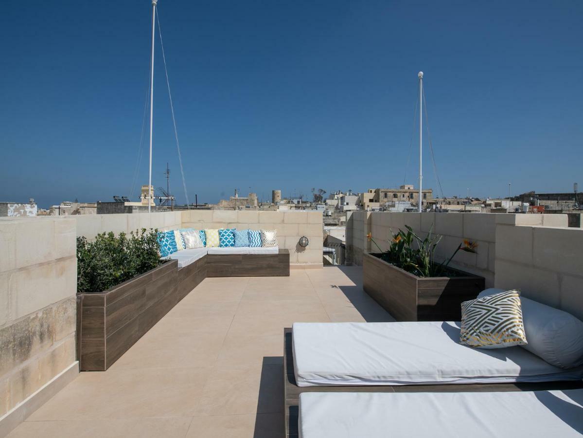Julesy'S Bnb Cospicua Bagian luar foto